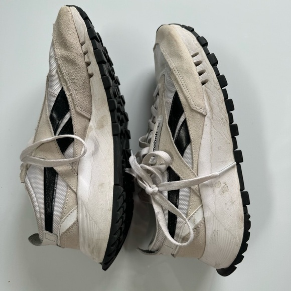 Reebok Classic Leather Legacy‎ Size 7 - Picture 5 of 8